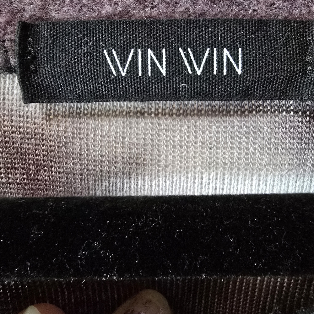 WinWin Multicolor Knit Sweater - Picture 5 of 7
